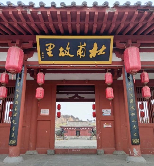 【凝聚榜样力量】——平凡中的担当之光